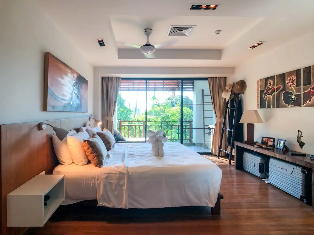 อพาร์ตเมนต์ 2 ห้องนอน Surin Sabai 2 — วิวภูเขา — Surin · 2/17