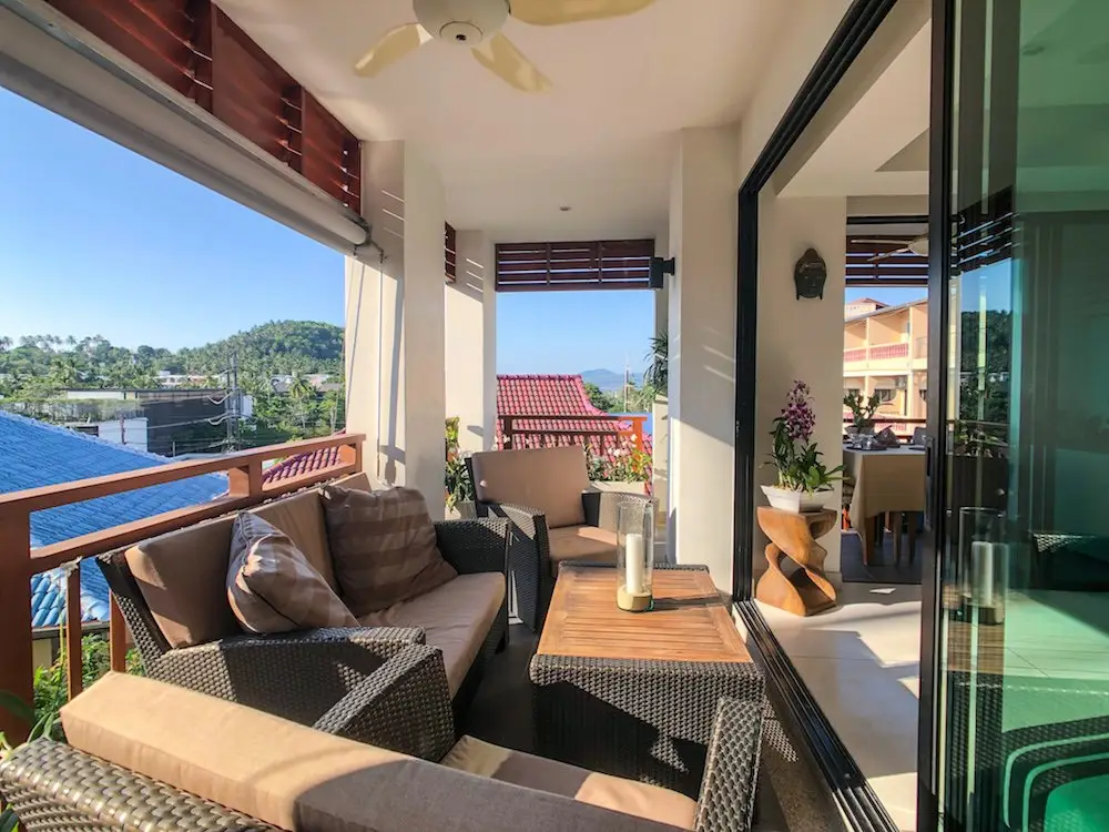 อพาร์ตเมนต์ 2 ห้องนอน Surin Sabai 2 — วิวภูเขา — Surin · 4/17