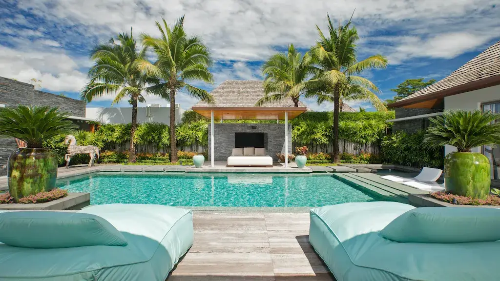 วิลล่าหรูหรา 4 ห้องนอน Anchan Lagoon Layan — แปลง 900 ตร.ม. — Layan · 2/74