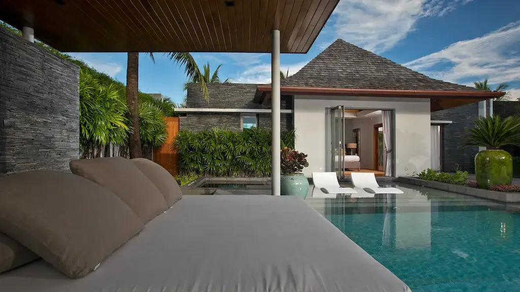 วิลล่าหรูหรา 4 ห้องนอน Anchan Lagoon Layan — แปลง 900 ตร.ม. — Layan · 3/74