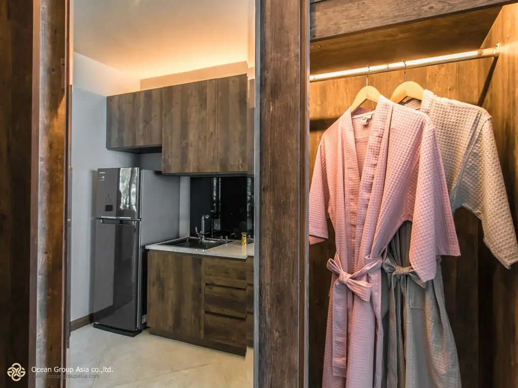 Compact Sea View Studio, Karon — Flexible Ownership — Karon · 3/20