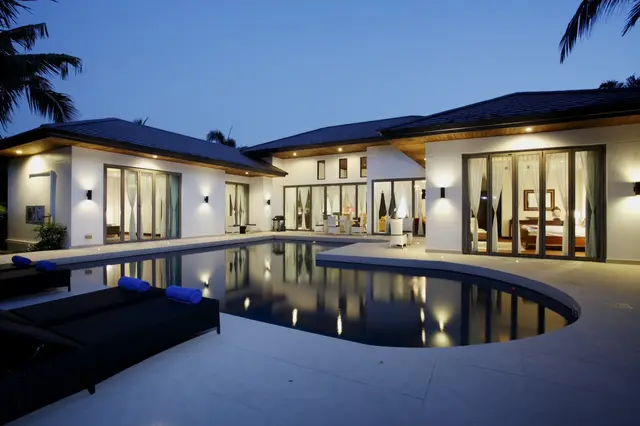 Luxurious 3-Bedroom villa, with pool view in Baan Mandala Villas project, on Bangtao / Laguna beach — Bang Tao