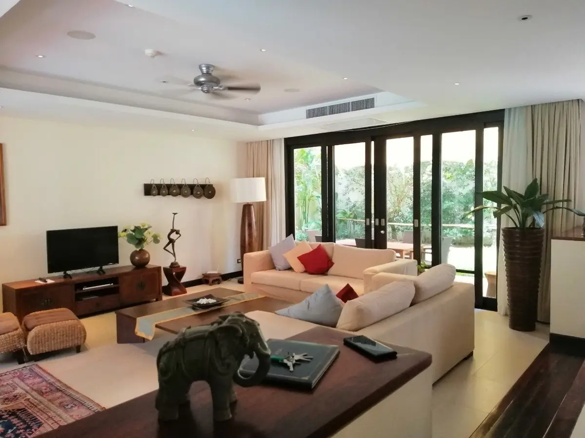 วิลลา 4 ห้องนอนเข้าถึงสระ ใน Chom Tawan — Layan · 4/39