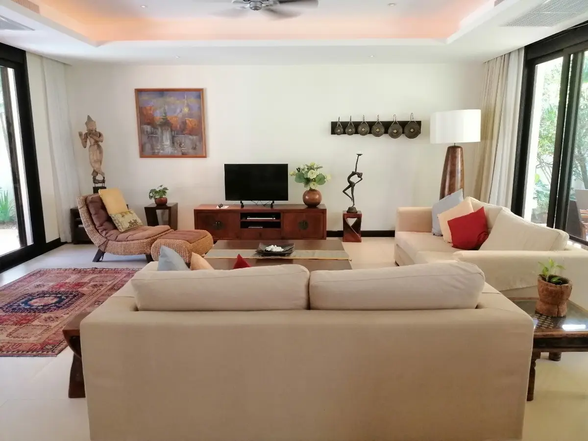วิลลา 4 ห้องนอนเข้าถึงสระ ใน Chom Tawan — Layan · 5/39