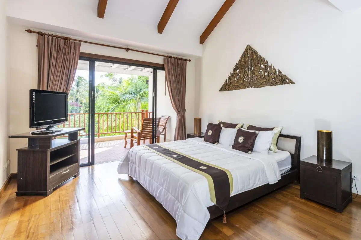 3-Bed Resort Villa with Jacuzzi & Maids Quarters — Layan · 3/85