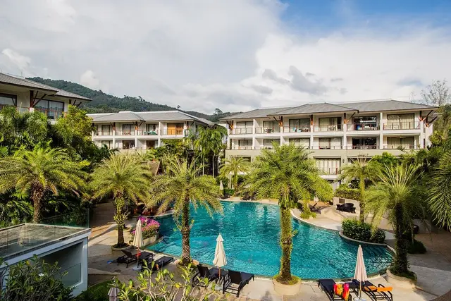 2-Bedroom Apartments, with pool view and near the sea in Pearl of Naithon project, on Naithon beach — Nai Thon