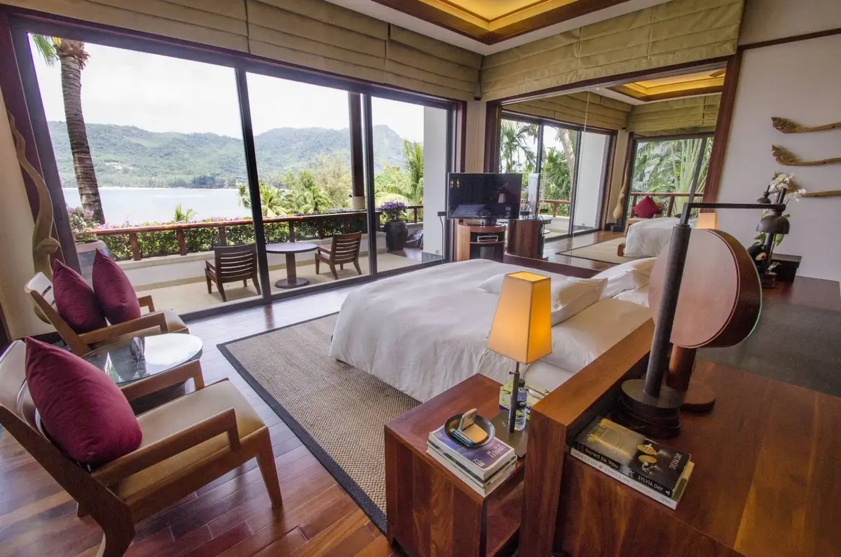 4-Bed Apartment, Extra-Large Ground Floor Unit — Kamala · 4/15