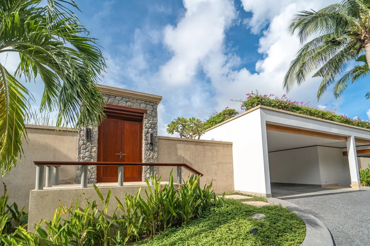4-bed Villa with Pool in Kamala — Kamala · 4/29