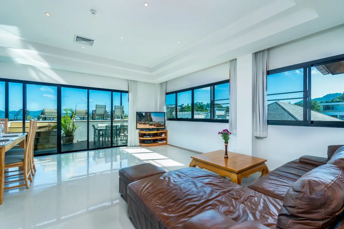 Spacious 3-Bed Surin Apartment—Pool, Sea & Views — Surin · 3/11