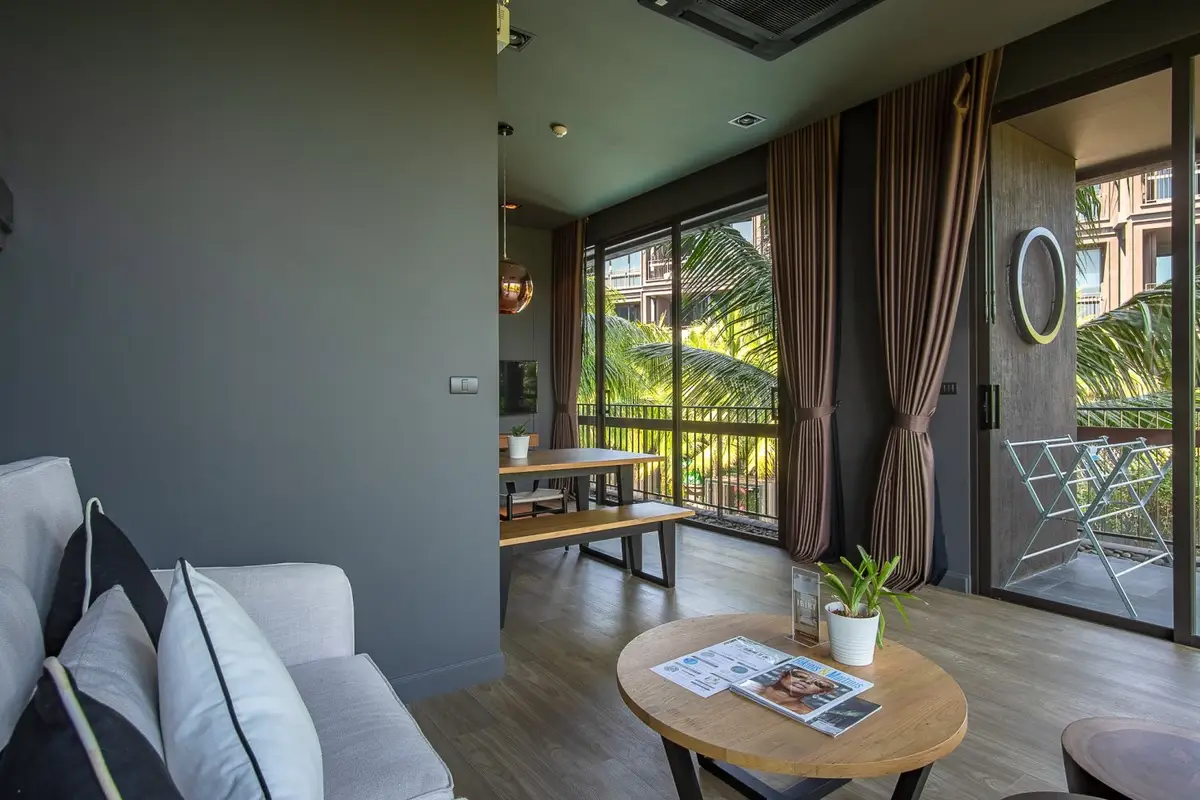 2-Bed Apartment with Balcony, Saturdays—Rawai — Rawai · 4/25