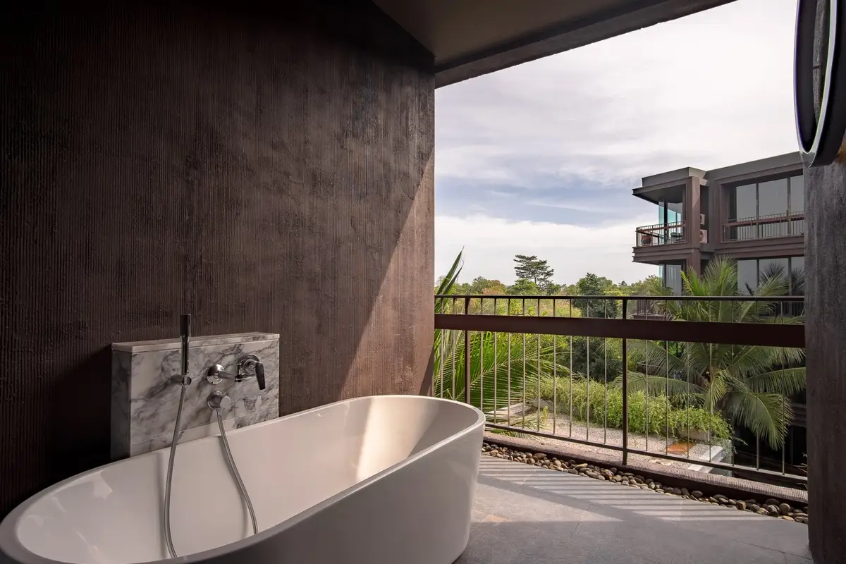 2-Bed Apartment with Pool, Saturdays—Rawai — Rawai · 3/26