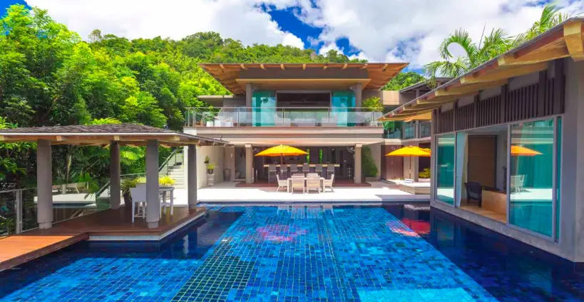 Luxury 5-Bed Villa with Sea Views, La Colline — Layan · 1/25