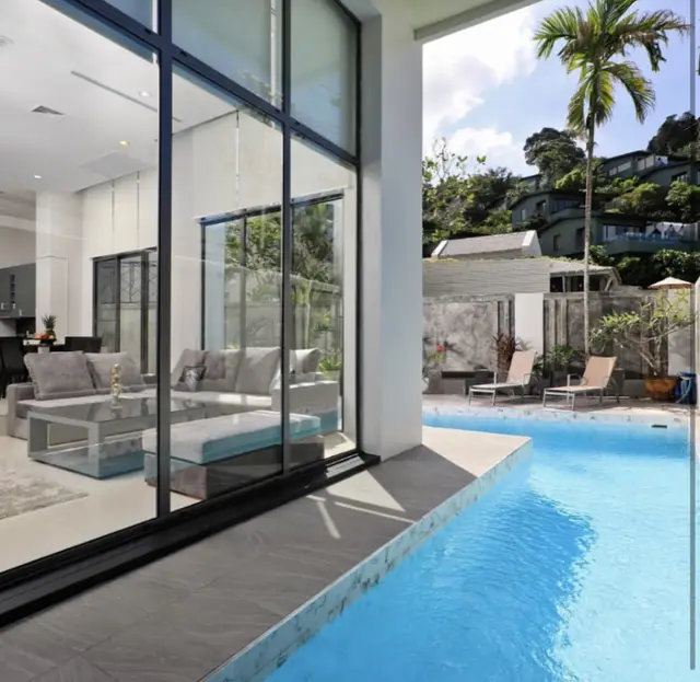 Unique beachfront property at Kata — Kata