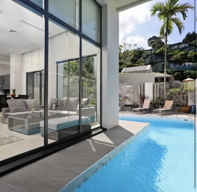 Unique beachfront property at Kata — Kata