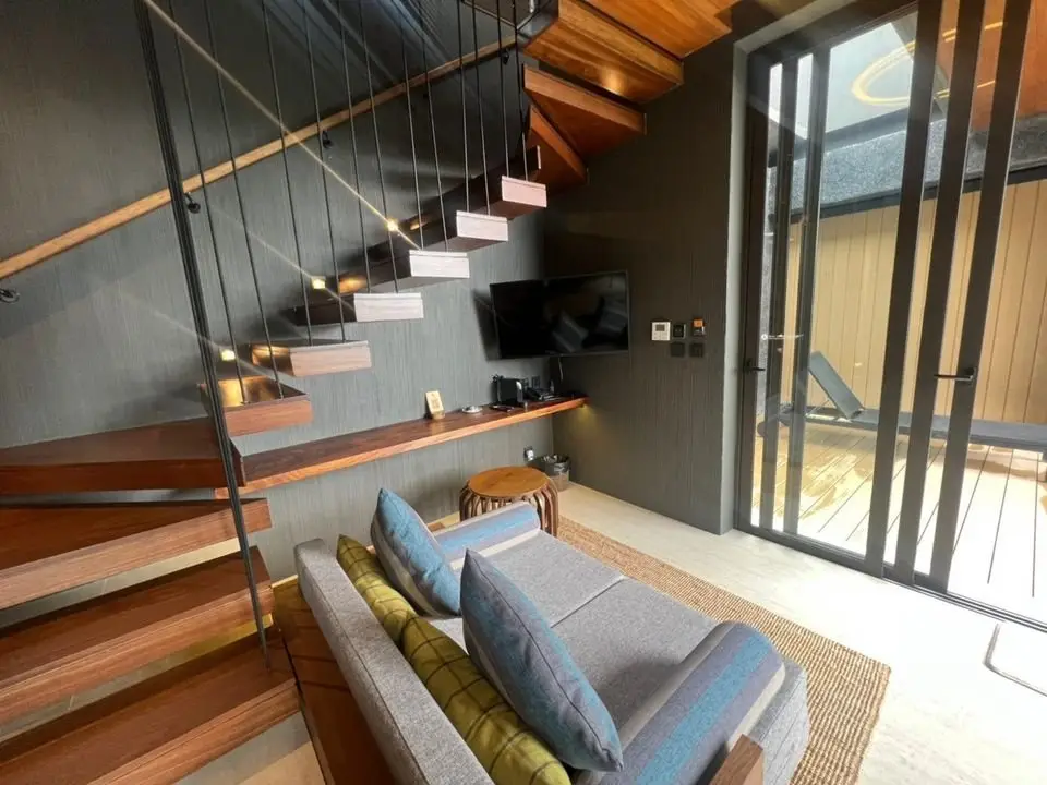 1-Bed Sea-View Villa in Akra — Layan · 4/13