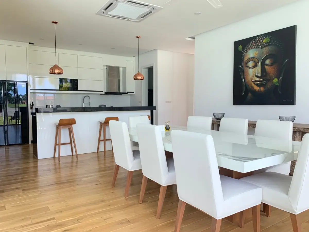 วิลล่า 4 ห้องนอนสนามกอล์ฟหรู Laguna Homes — Layan · 2/34