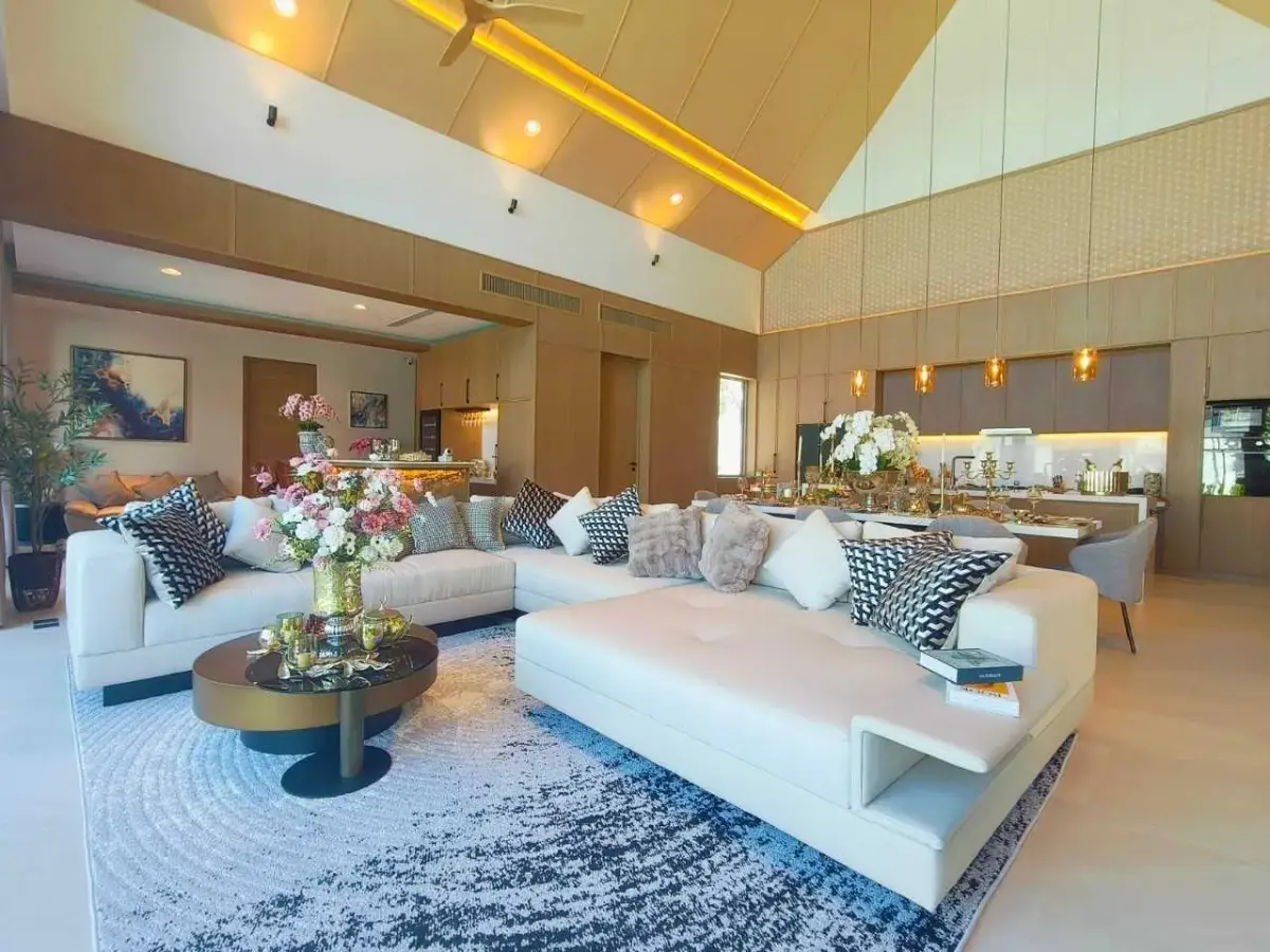 4-Bed Erawana Grand Villa, 855 sqm Plot — Layan — Layan · 4/27