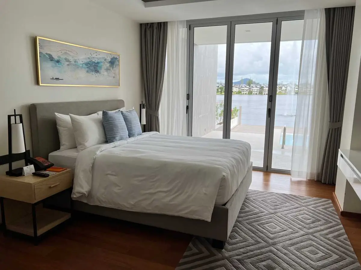 2-Bed Beachfront Apartment, Floor 1 — Bang Tao — Bang Tao · 4/10