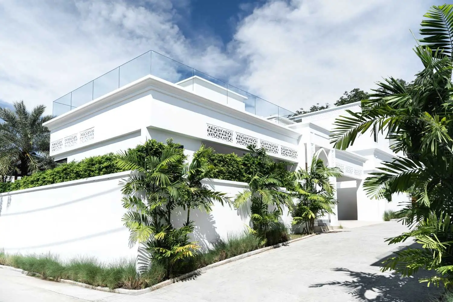 Menara Hills Luxury Pool Villas
