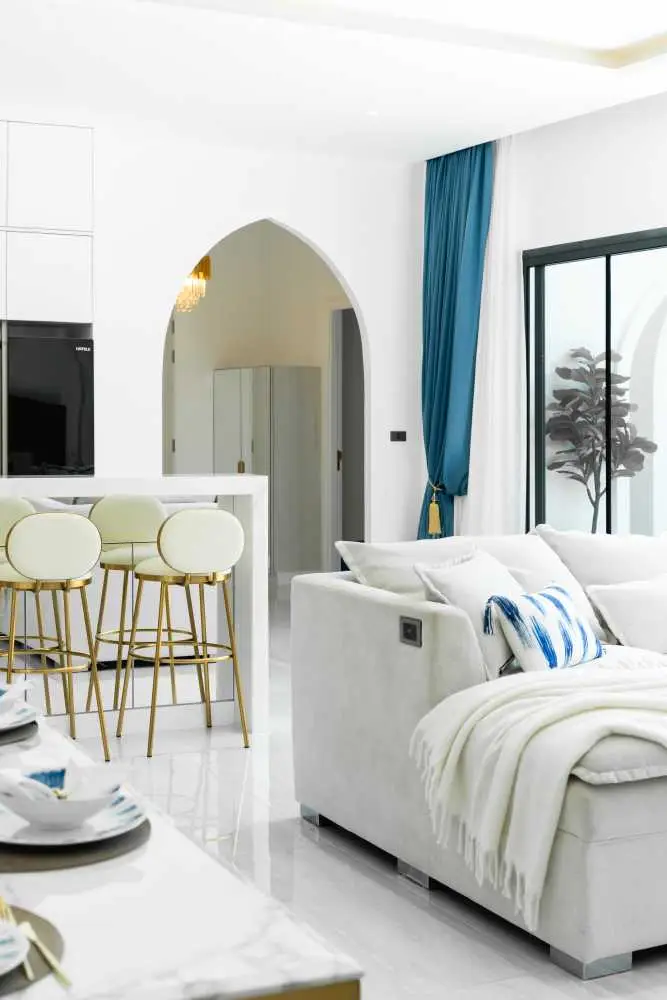 Luxurious 3-Bed Menara Hills Villa with Garden Views — Cherng Talay · 5/19