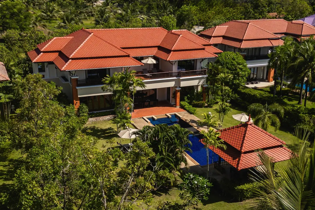 วิลล่า Angsana Villas 4 ห้องนอนอันแท้จริงพร้อมสิ่งอำนวยความสะดวกรีสอร์ต ลายัน — Layan · 1/67