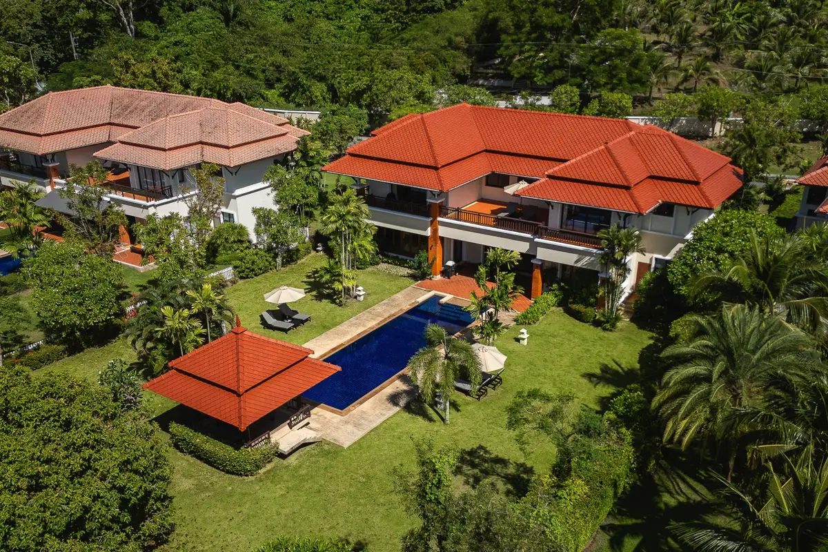 วิลล่า Angsana Villas 4 ห้องนอนอันแท้จริงพร้อมสิ่งอำนวยความสะดวกรีสอร์ต ลายัน — Layan · 2/67
