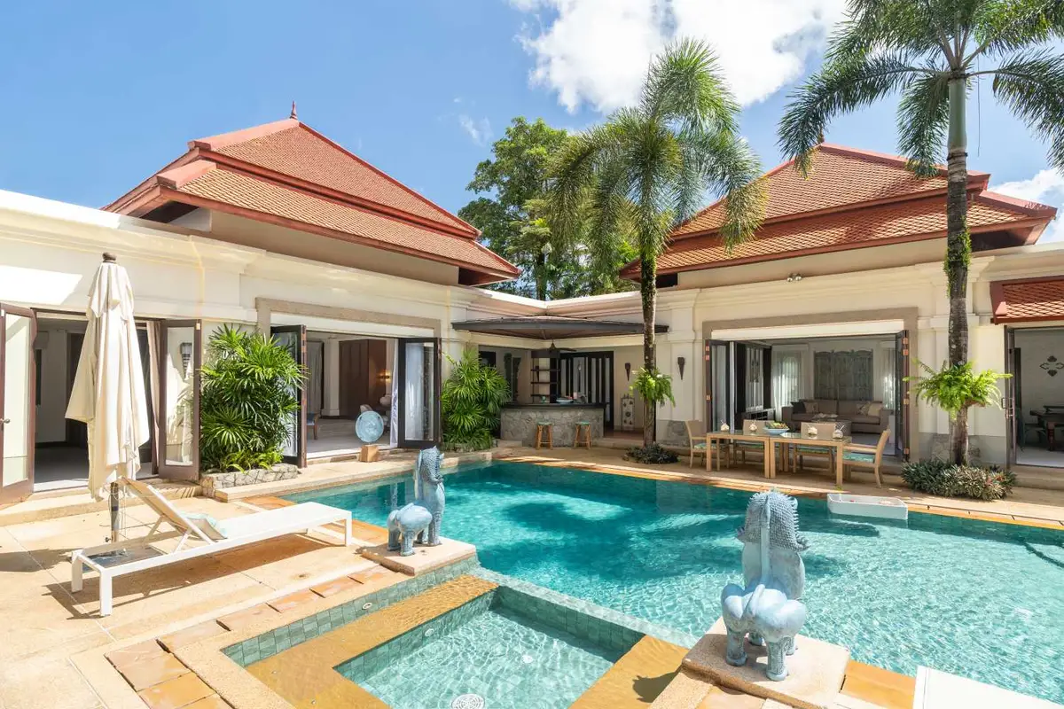 Grand 5-Bed Sai Taan Villa with Premium Features — Bang Tao · 2/36