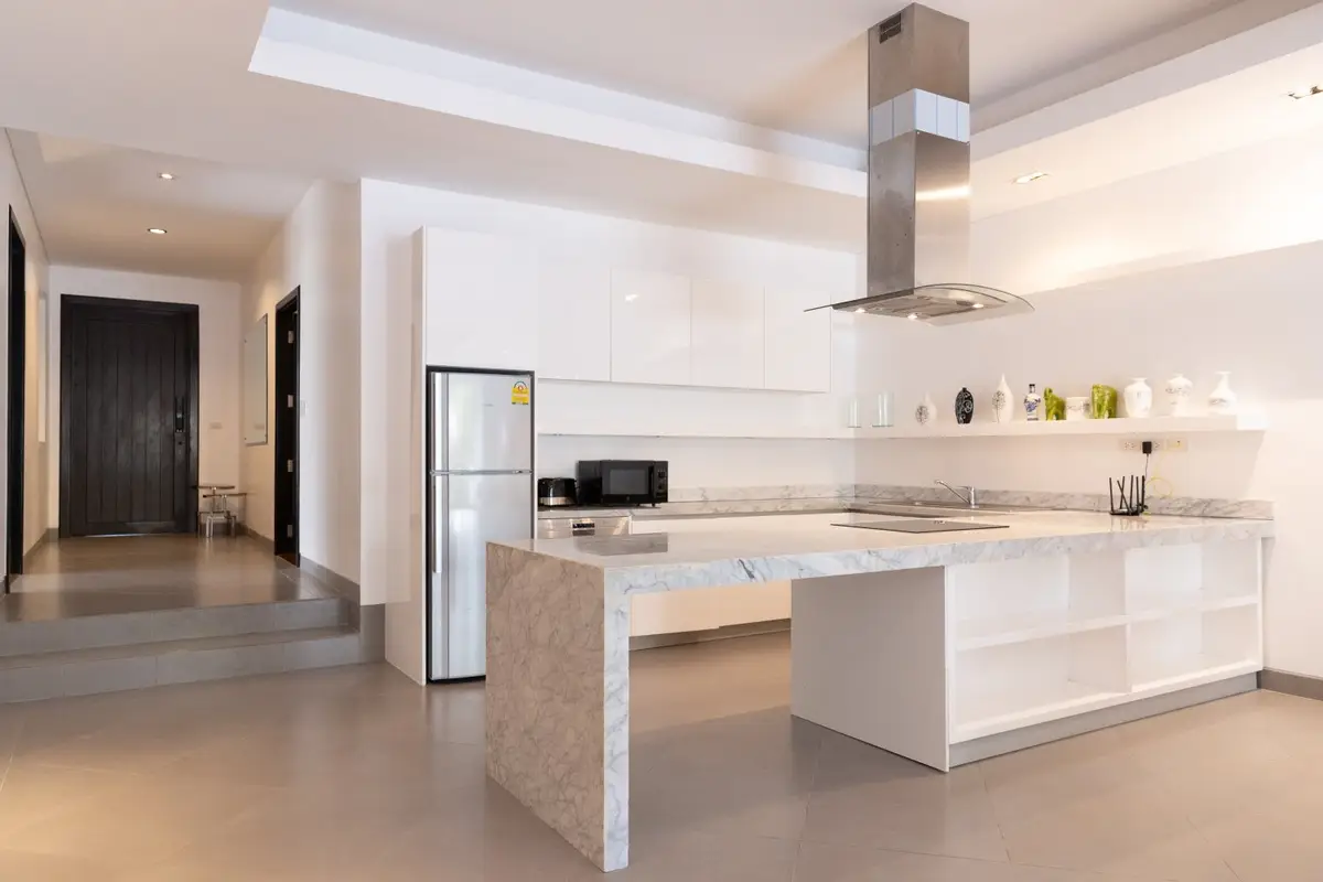 ห้องชุด 3 ห้องนอน Mandala Condominium บางเทา — Bang Tao · 2/18