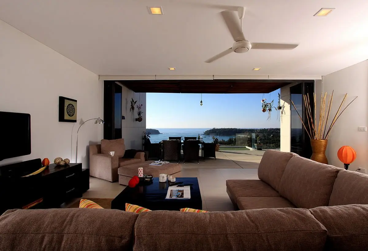 2-Bed Kata Apartment with Sea & Mountain Views — Kata · 2/10