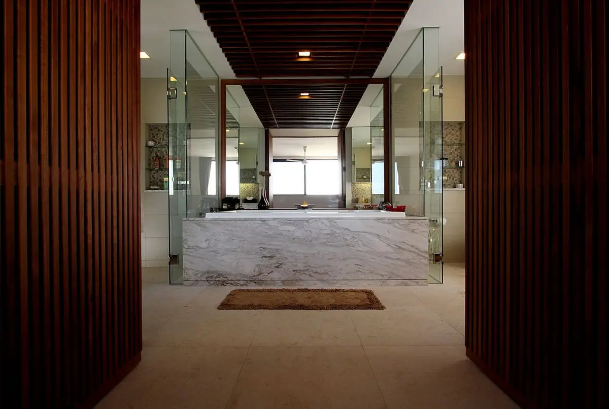 2-Bed Kata Apartment with Sea & Mountain Views — Kata · 5/10