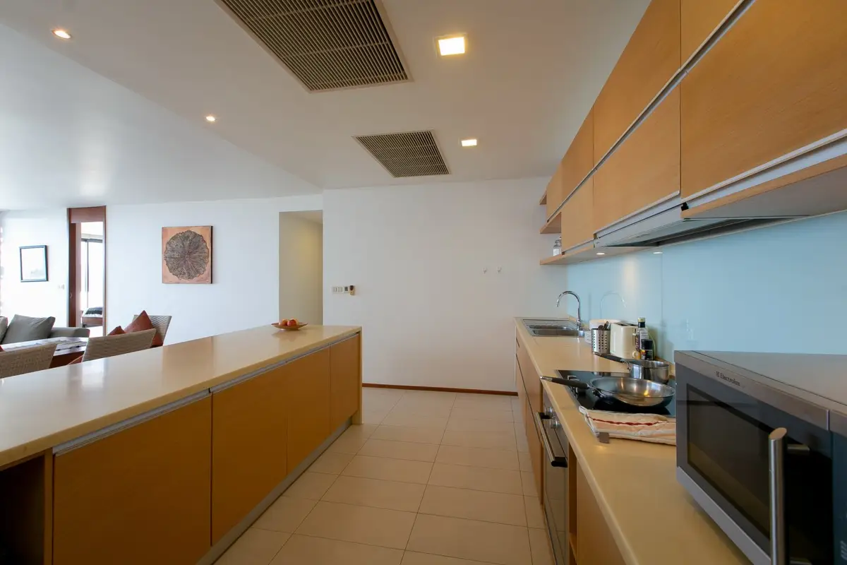 2-Bed Kata Rental, Views Across Gardens & Sea — Kata · 5/13