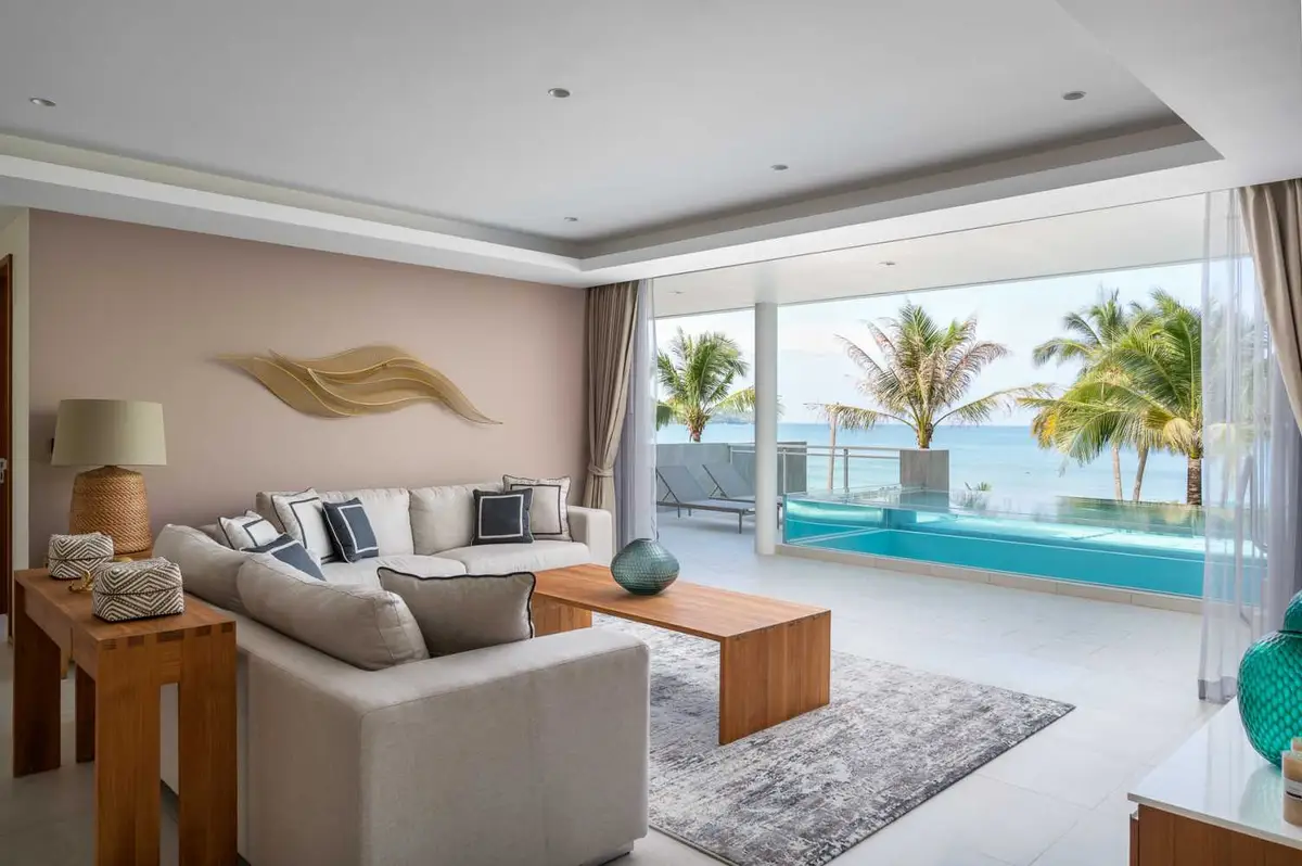 3-Bed Beachfront Apartment, Pool & Sea Views — Bang Tao · 4/18