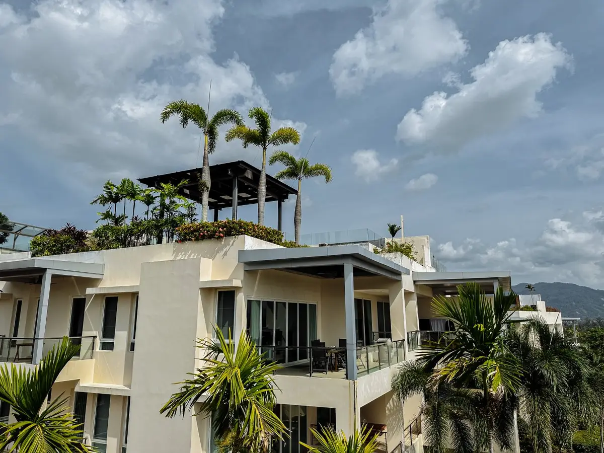 Spacious 4-Bed Apartment with Sea Views, Layan — Layan · 1/71