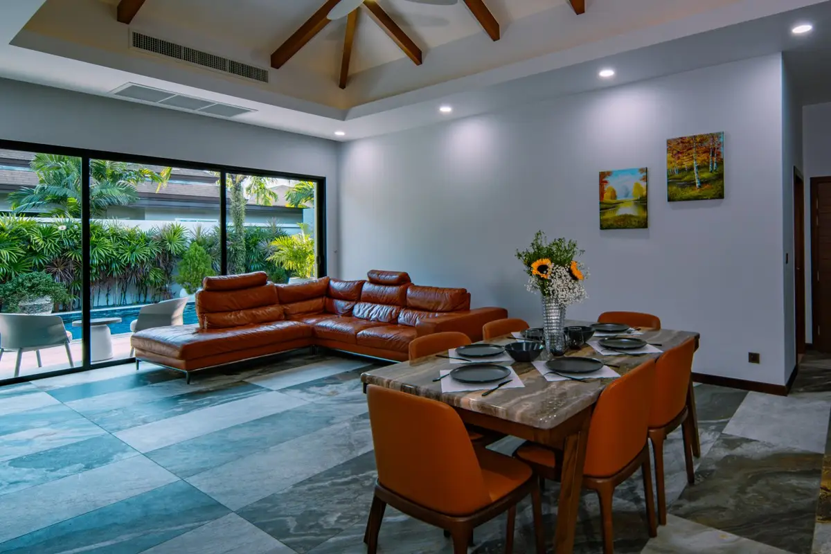 4-Bed Peykaa Villa, 700sqm Plot, City View — Cherng Talay · 3/59