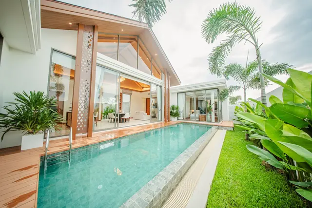 Stylish 3-Bedroom villa, with pool view, on Bangtao / Laguna beach — Bang Tao