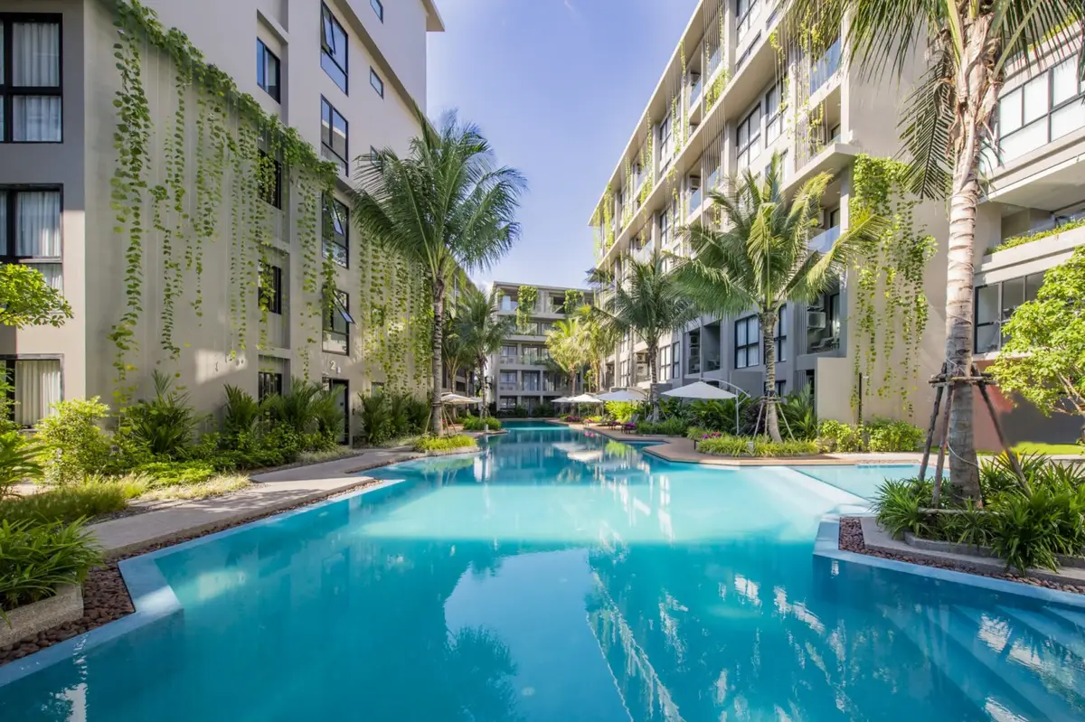 Spacious 3-Bed Diamond Condo with Pool Access — Bang Tao · 2/27