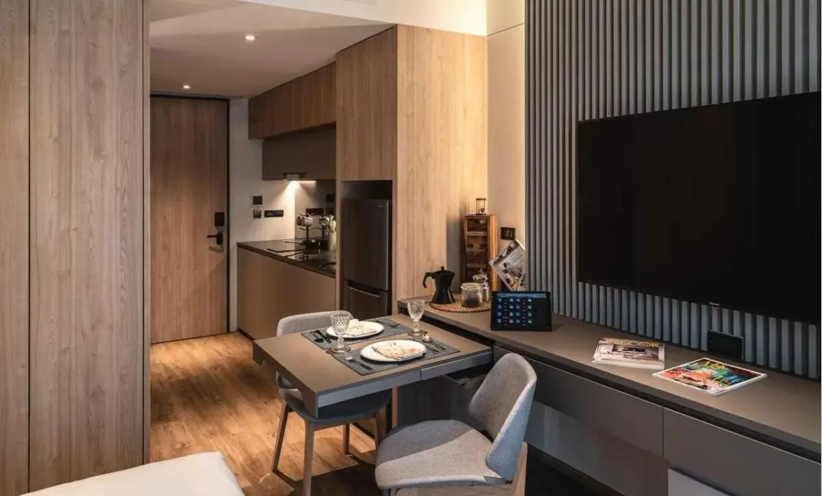 Studio Pool-Access Apartment in Layan Green Park — Layan · 2/7