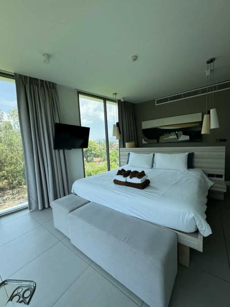 ห้องนอน 2 ห้องระเบียงบนดาดฟ้าที่ Oceanstone บ้านแตง — Bang Tao · 5/14