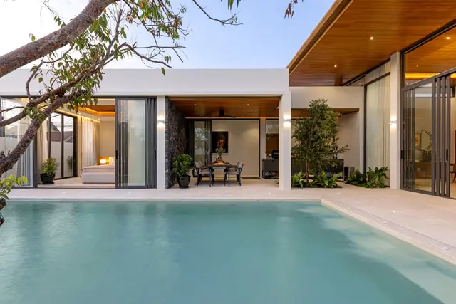 Luxury 3-Bedroom villa, with pool view, on Bangtao / Laguna beach — Cherng Talay
