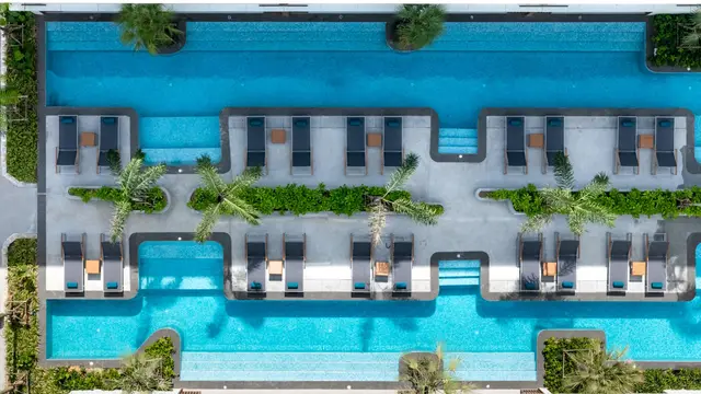 Gorgeous 2-Bedroom apartments, with pool view and near the sea, on Bangtao / Laguna beach — Layan