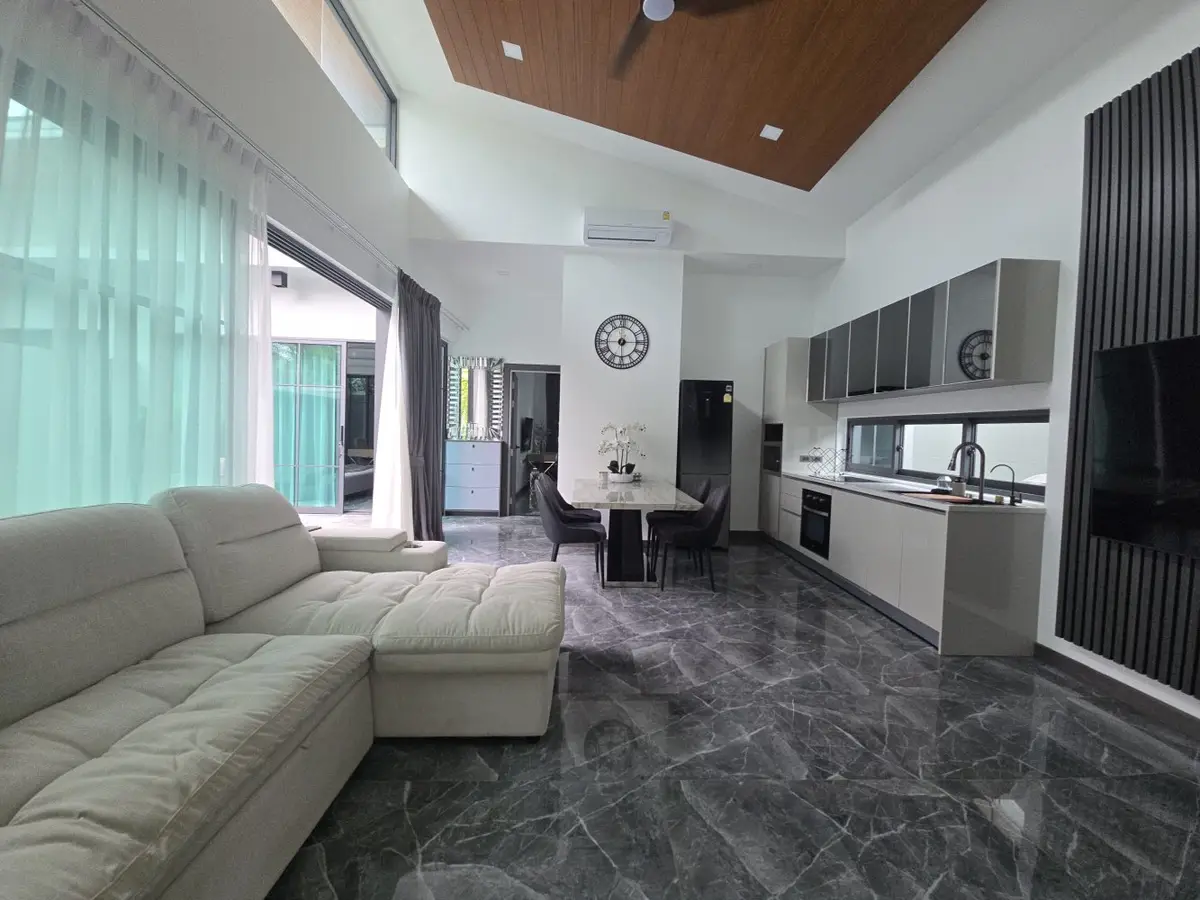 Cosy 2-Bed Villa, Nai Harn Quiet Retreat — Nai Harn · 3/35
