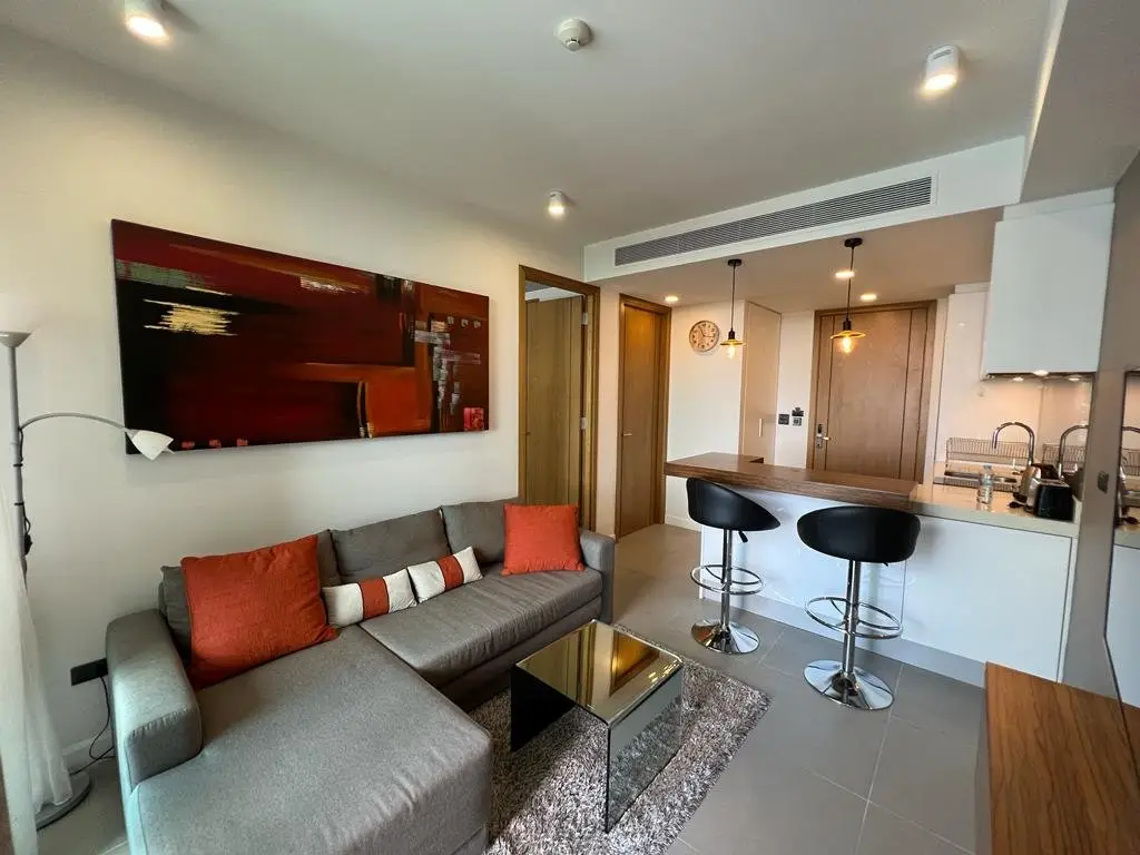 High-Floor 1-Bed Oceanstone, Bang Tao City View — Bang Tao · 1/15