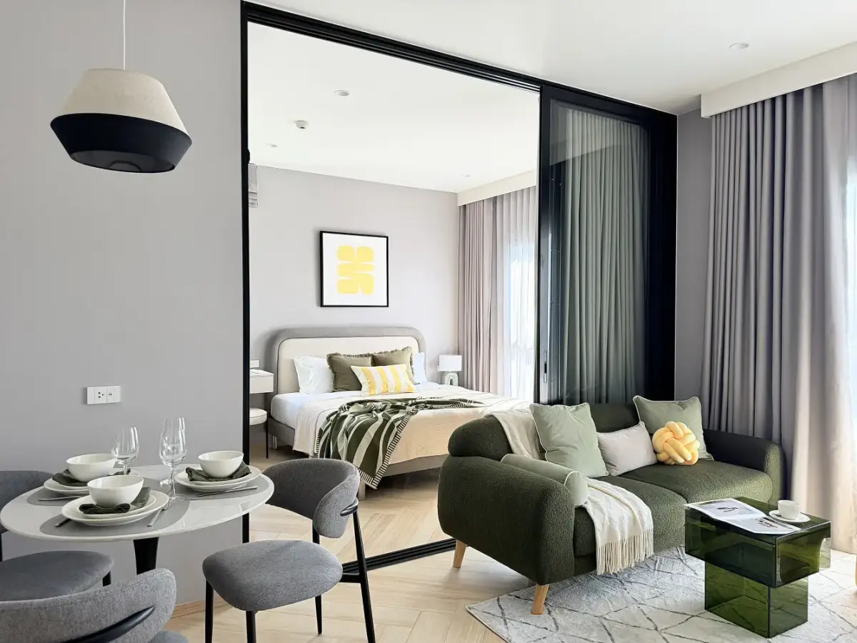 High-Rise 1-Bed, Title Bangtao Legendary Complex — Bang Tao · 2/30