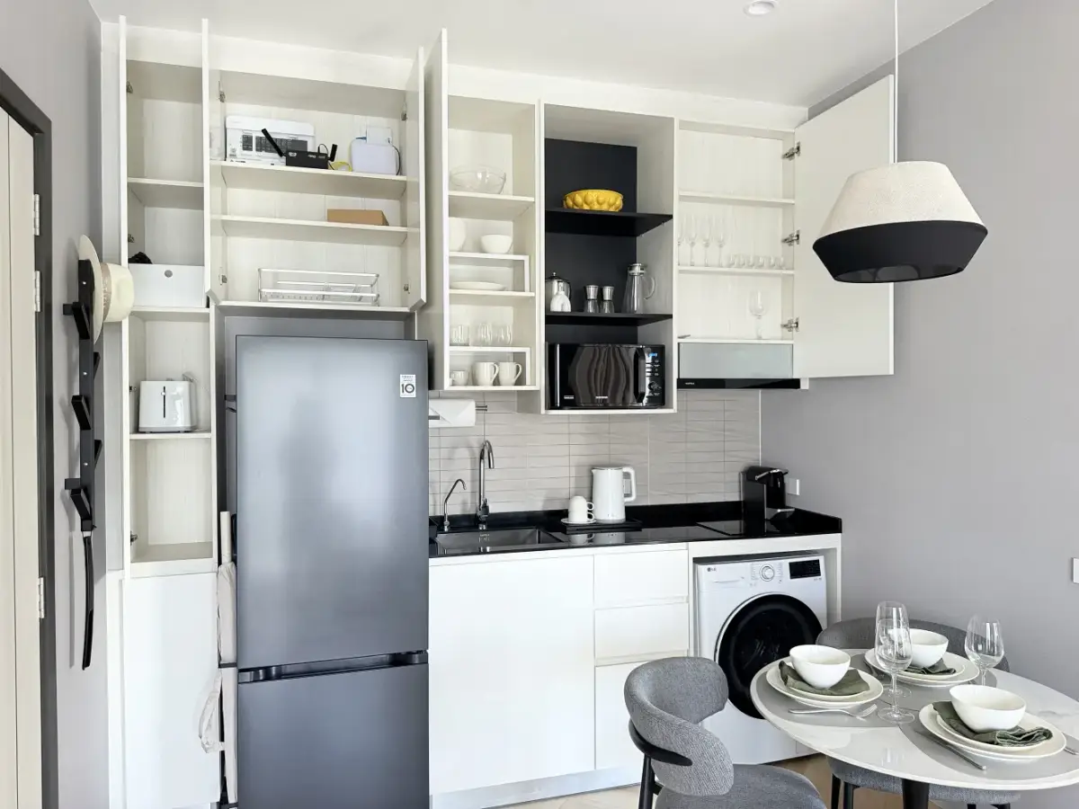 High-Rise 1-Bed, Title Bangtao Legendary Complex — Bang Tao · 3/30