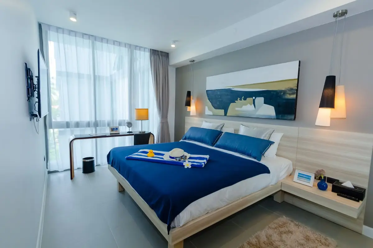 1-Bed Oceanstone Rental, City & Rooftop Access — Bang Tao · 3/42