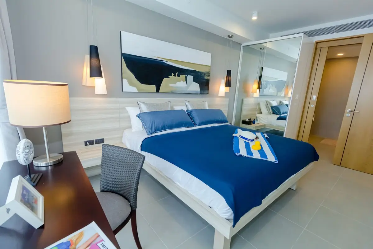 1-Bed Oceanstone Rental, City & Rooftop Access — Bang Tao · 5/42