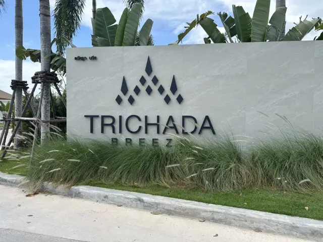 3-Bedroom Villa, with pool view in Trichada Breeze project, on Bangtao / Laguna beach — Cherng Talay