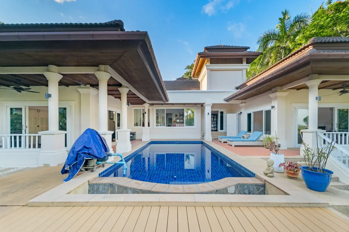 5-Bed Luxury Villa with Pool, Layan — Layan · 2/42