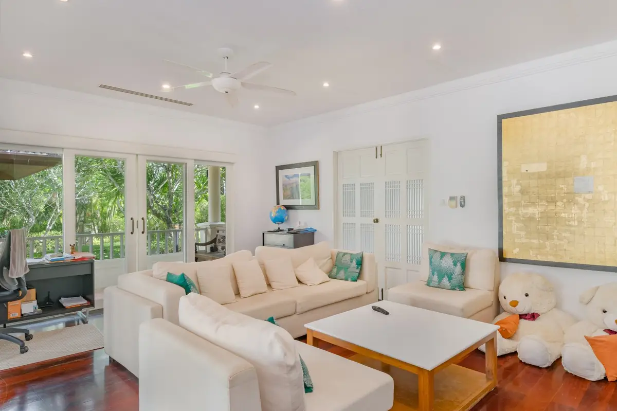 5-Bed Luxury Villa with Pool, Layan — Layan · 5/42