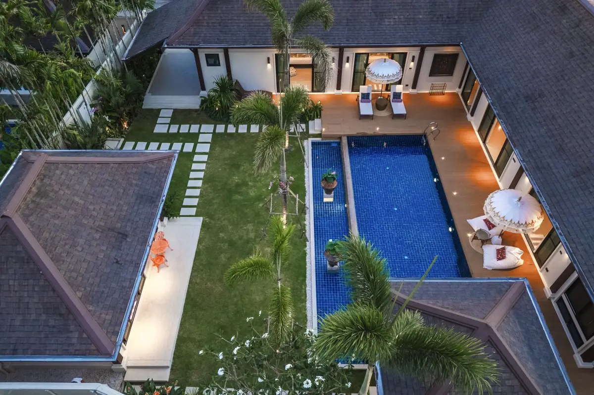 วิลล่า 4 ห้องนอน 700 ตร.ม. Two Villas Oriental Style ลายัน — Layan · 5/58
